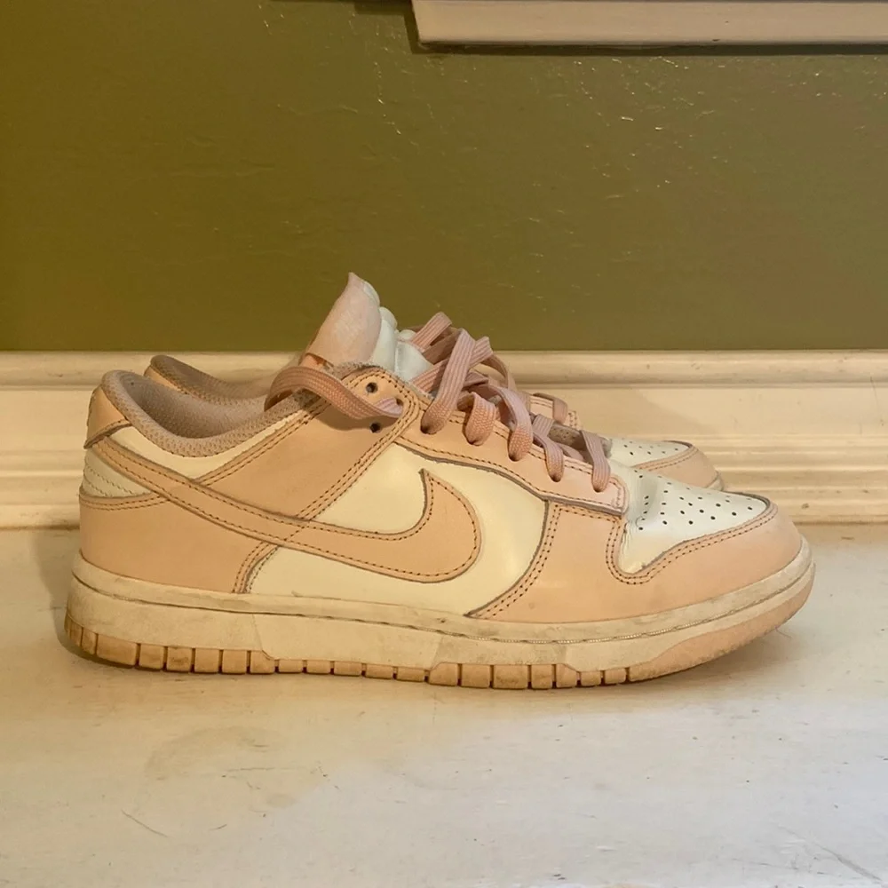 COPY - Wmns Nike dunk Low orange Pearl